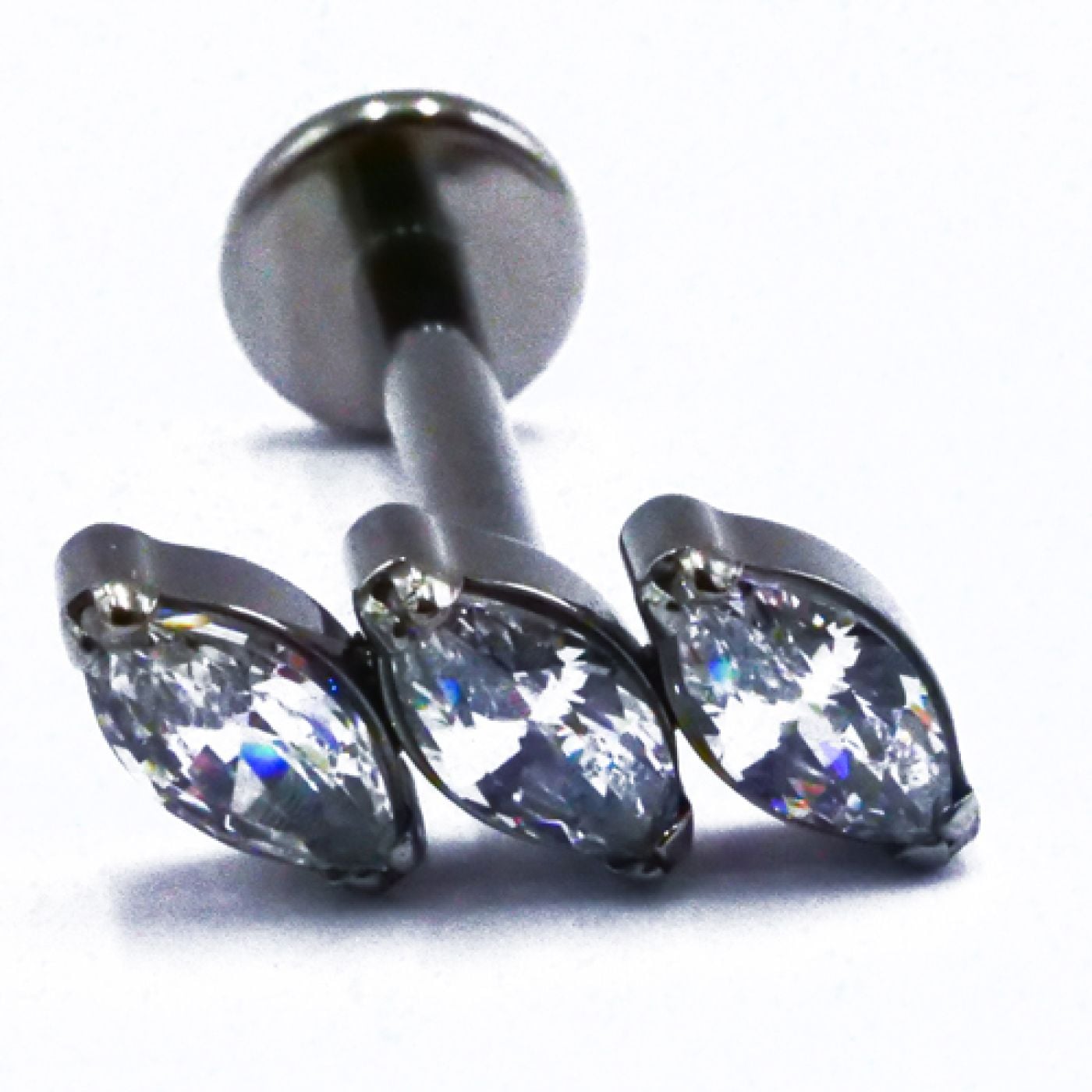 Labret Titane Interne Stérile motif Marquise 3 Marquise à Strass Blanc Penché | Itc